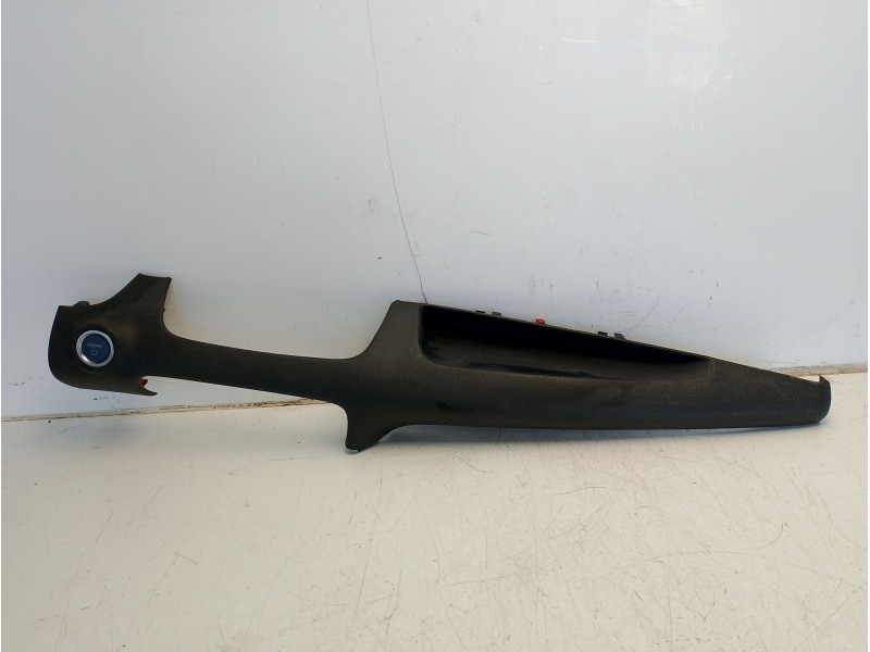 Recambio de moldura para toyota yaris referencia OEM IAM 55435K0100  