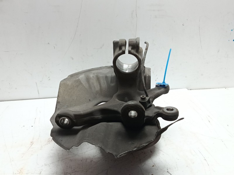 Recambio de mangueta delantera derecha para bmw 3 (e46) 320 d referencia OEM IAM 31211096430  