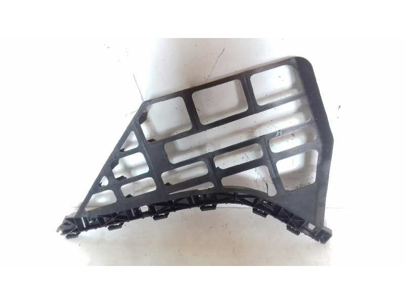 Recambio de moldura para hyundai i40 tecno blue referencia OEM IAM 866163Z300  