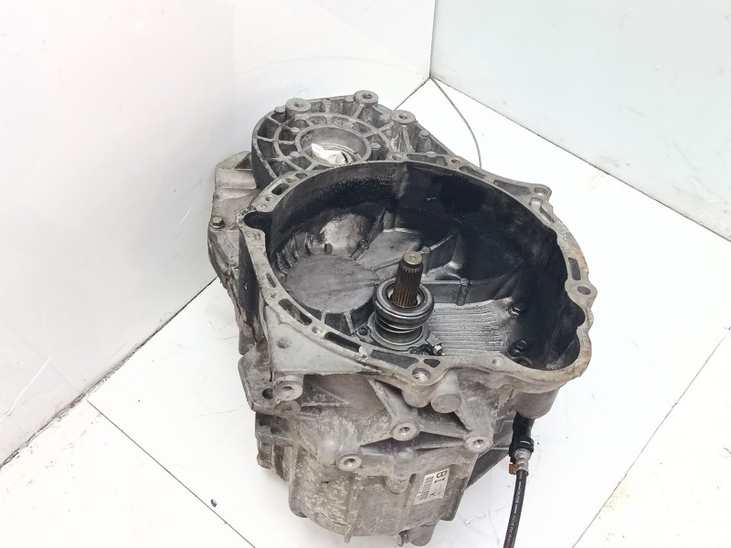 Recambio de caja cambios para chevrolet cruze hatchback referencia OEM IAM 91000718 96420073 55582863