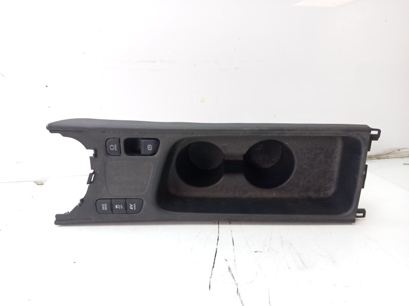 Recambio de moldura para toyota yaris (_p21_, _pa1_, _ph1_) 1.5 hybrid (mxph10) referencia OEM IAM 58822K0030C0  