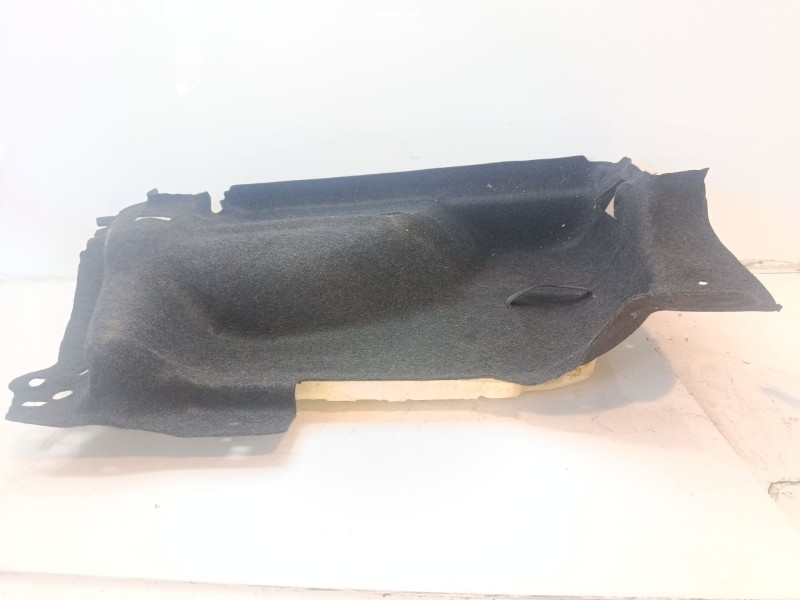 Recambio de molduras traseras para nissan qashqai ii (j11, j11_) 1.3 dig-t referencia OEM IAM 84950HV80A  
