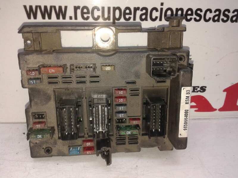 Recambio de caja reles / fusibles para peugeot 307 (s1) xr referencia OEM IAM 9650064080  