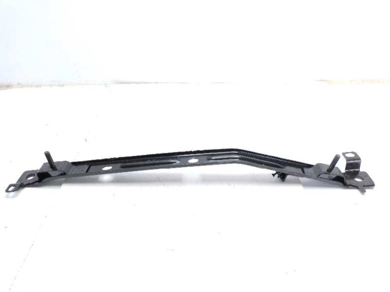 Recambio de moldura para volvo xc 40 business plus awd referencia OEM IAM 31462056  