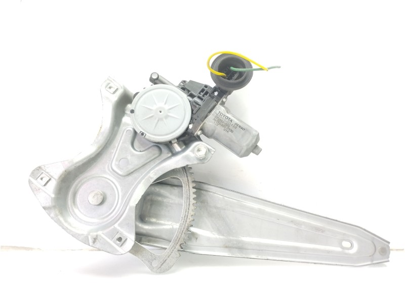 Recambio de elevalunas trasero izquierdo para toyota auris 2.0 d-4d cat referencia OEM IAM 6984002240  