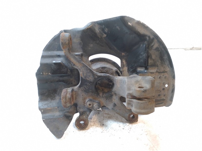 Recambio de mangueta delantera derecha para bmw serie 3 touring (e46) 330d referencia OEM IAM 31211096430  