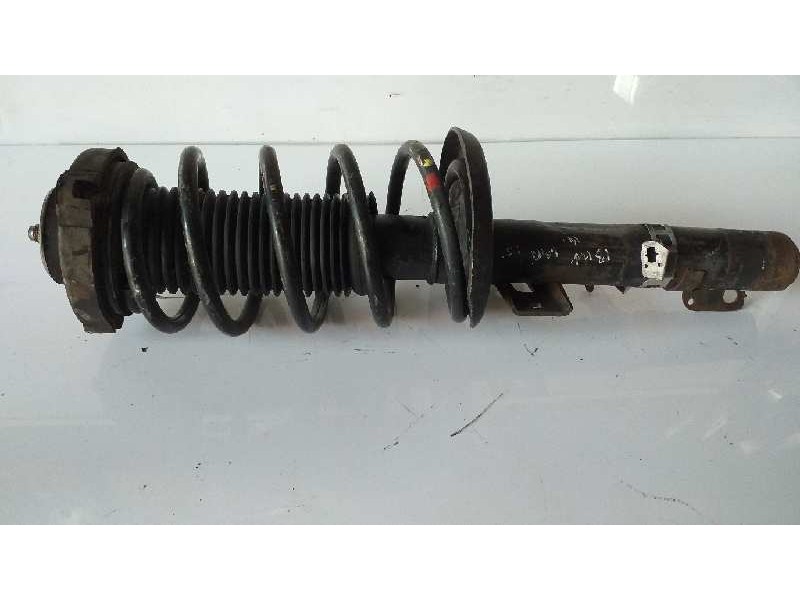 Recambio de amortiguador delantero izquierdo para volkswagen polo (9n3) advance referencia OEM IAM E4997  