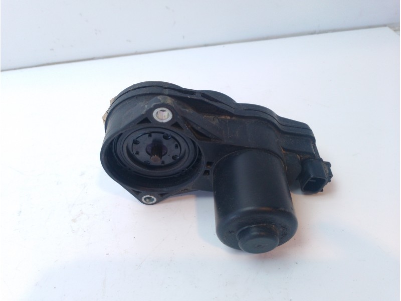 Recambio de pinza freno trasera derecha para toyota c-hr referencia OEM IAM 4631078010 1605230337 
