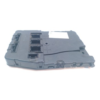 CAJA RELES / FUSIBLES 8200309690 