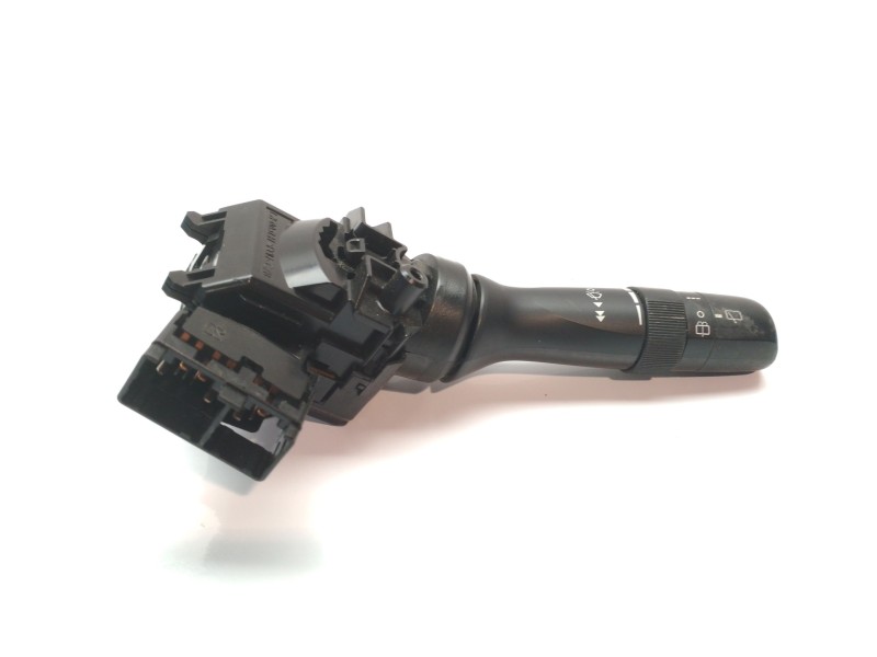 Recambio de mando limpia para toyota auris 1.4 turbodiesel cat referencia OEM IAM 8465202411  