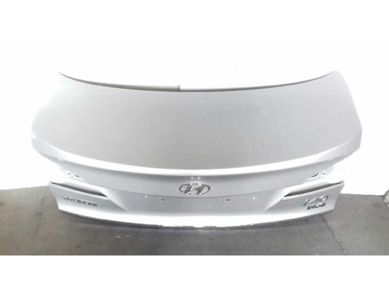 Recambio de porton trasero para hyundai i40 tecno blue referencia OEM IAM 962003Z310  