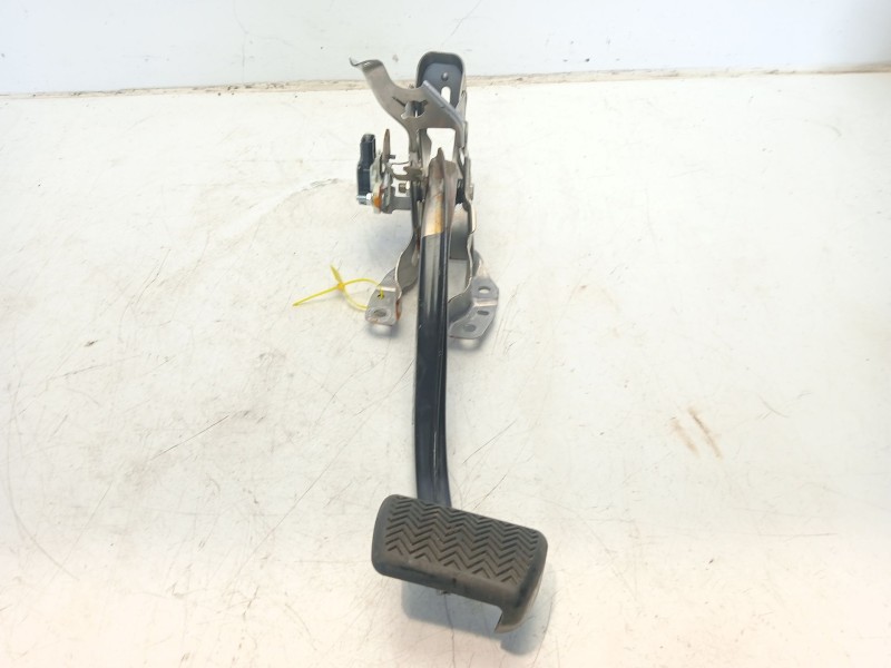 Recambio de pedal freno para lexus ux (za10) 250h referencia OEM IAM 4712147010  