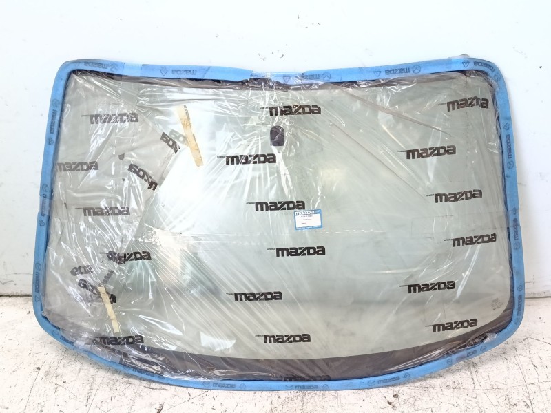 Recambio de parabrisas para mazda 323 berlina c/f/p/s (ba) referencia OEM IAM BC5A63900B9A  