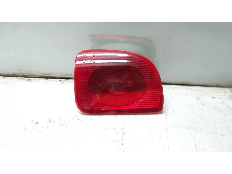 Recambio de faro antiniebla trasero derecho para renault kangoo dynamique acción especial referencia OEM IAM 8200419908  