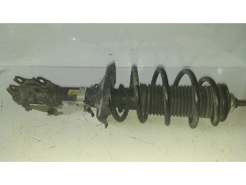 Recambio de amortiguador delantero derecho para audi a4 avant (b5) 1.9 tdi referencia OEM IAM 1H0413031L  