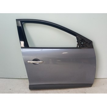 PUERTA DELANTERA DERECHA 801006560R 