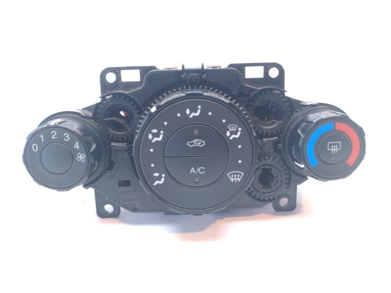 Recambio de mando calefaccion / aire acondicionado para ford fiesta (cb1) ambiente referencia OEM IAM 8A6119980AE  