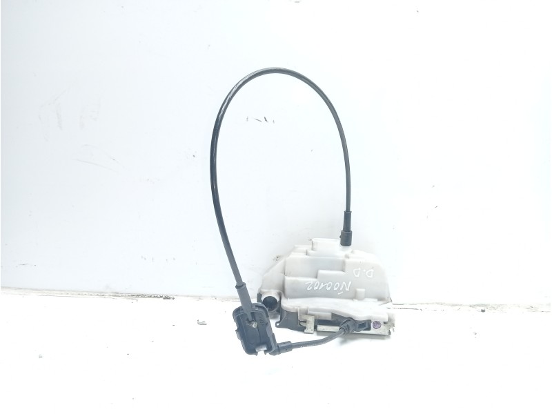Recambio de cerradura puerta delantera derecha para renault megane i classic (la0) referencia OEM IAM 8200027779  