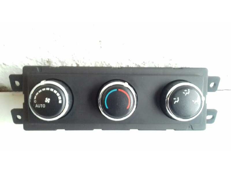 Recambio de mando calefaccion / aire acondicionado para chrysler grand voyager limited referencia OEM IAM 55111812AD  