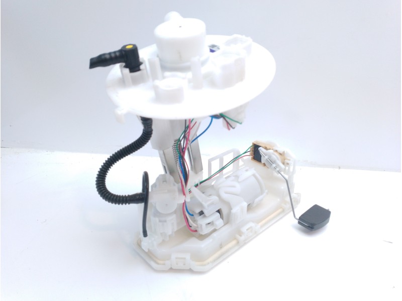 Recambio de aforador para toyota rav 4 referencia OEM IAM 7702042260  
