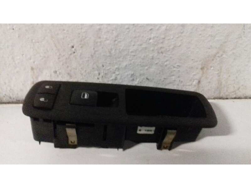 Recambio de mando elevalunas delantero derecho para chrysler grand voyager limited referencia OEM IAM 04602540AD  