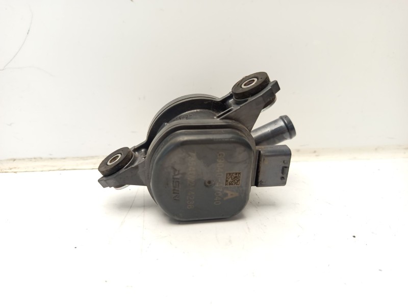 Recambio de bomba agua para toyota corolla (e21) hybrid advance referencia OEM IAM G904047040  
