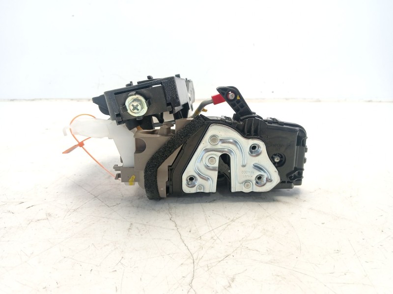 Recambio de cerradura puerta delantera derecha para kia ceed sportswagon referencia OEM IAM 81320J7000  