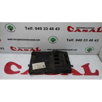 CAJA RELES / FUSIBLES 8200780007 8200837591 