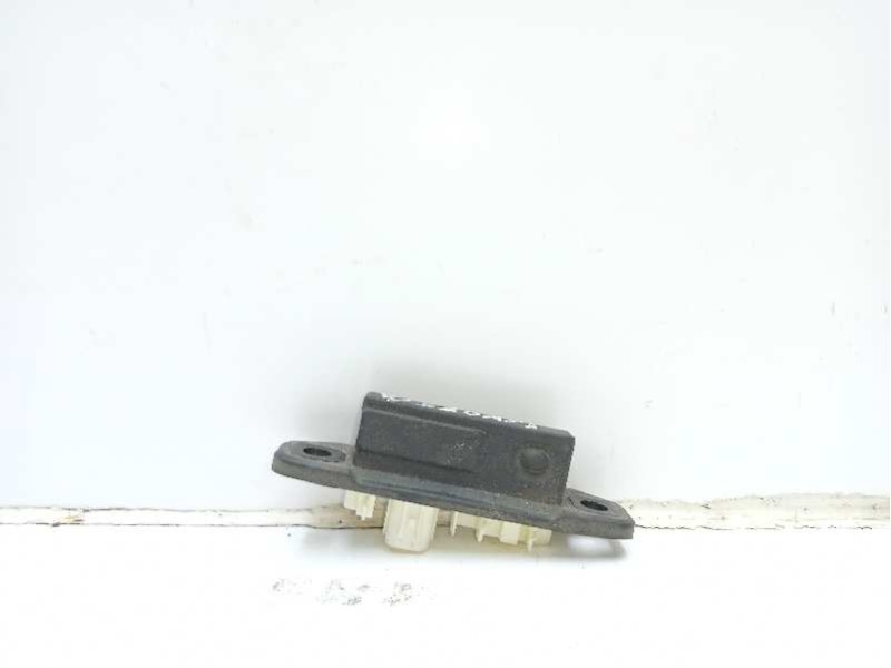 Recambio de maneta exterior porton para toyota c-hr referencia OEM IAM 69321F4010  