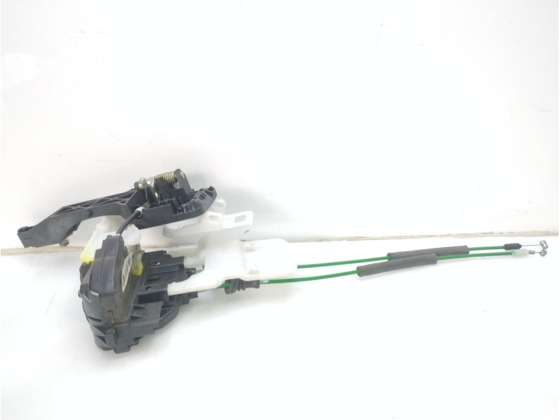 Recambio de cerradura puerta delantera derecha para hyundai i30cw 1.6 crdi cat referencia OEM IAM 813202L030  