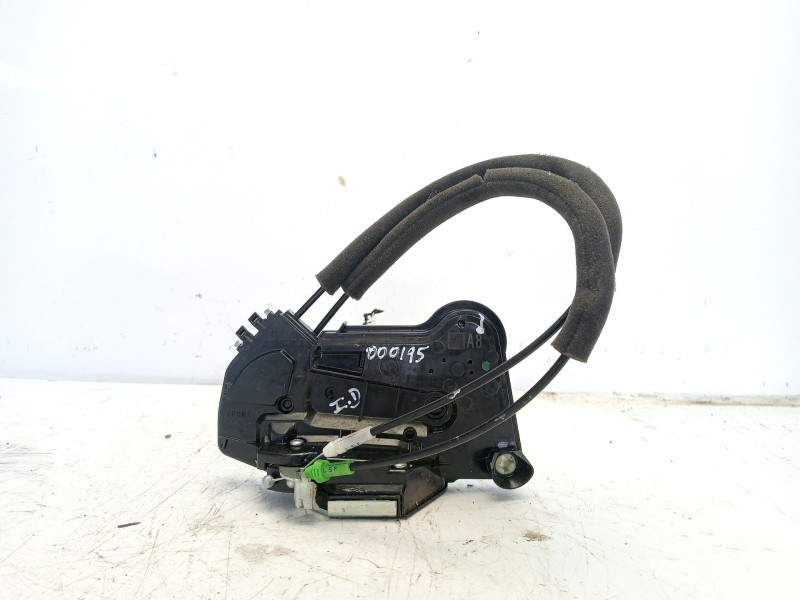 Recambio de cerradura puerta delantera izquierda para toyota c-hr referencia OEM IAM 69040F4020  