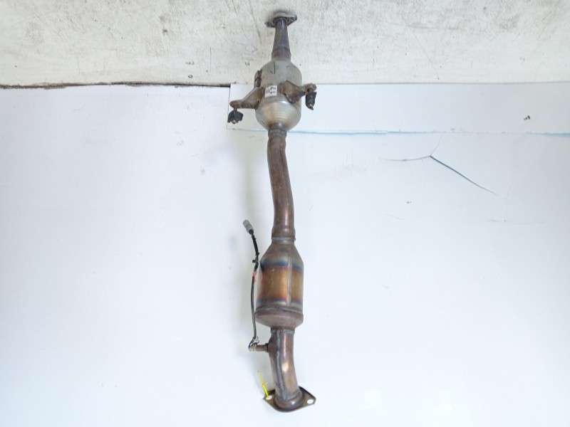 Recambio de catalizador para toyota c-hr referencia OEM IAM 174100TJ10  