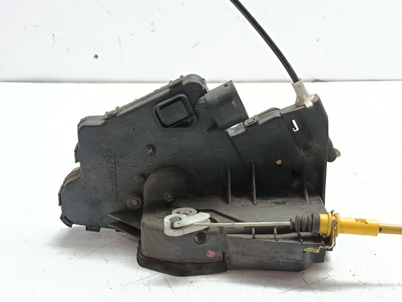 Recambio de cerradura puerta delantera derecha para bmw 3 (e46) 320 d referencia OEM IAM 51 21 7 011 244  
