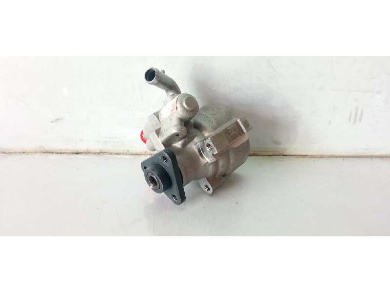 Recambio de bomba direccion para fiat doblo active referencia OEM IAM 26081093  