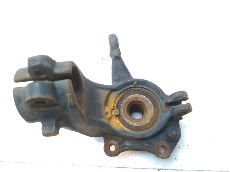 Recambio de mangueta delantera derecha para peugeot 207 1.6 16v hdi referencia OEM IAM 364790  