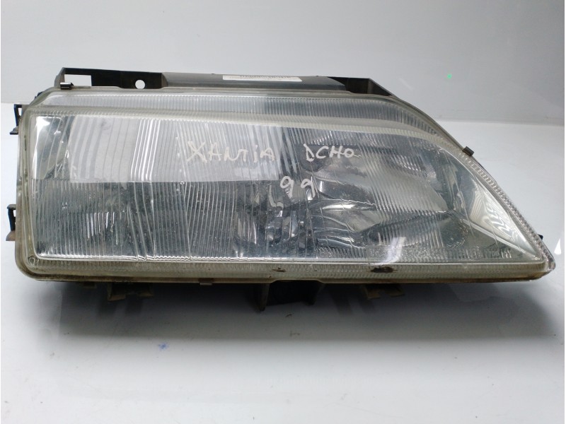 Recambio de faro derecho para citroën xantia berlina 2.0 hdi cat (rhy / dw10td) referencia OEM IAM 6204R9  
