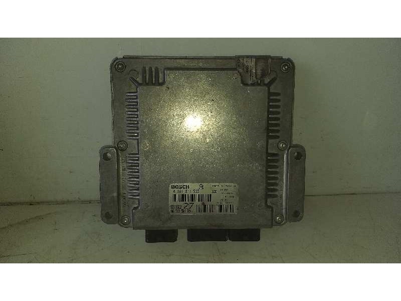 Recambio de centralita motor uce para peugeot 206 berlina play station 2 referencia OEM IAM 0281011525 9651256880 
