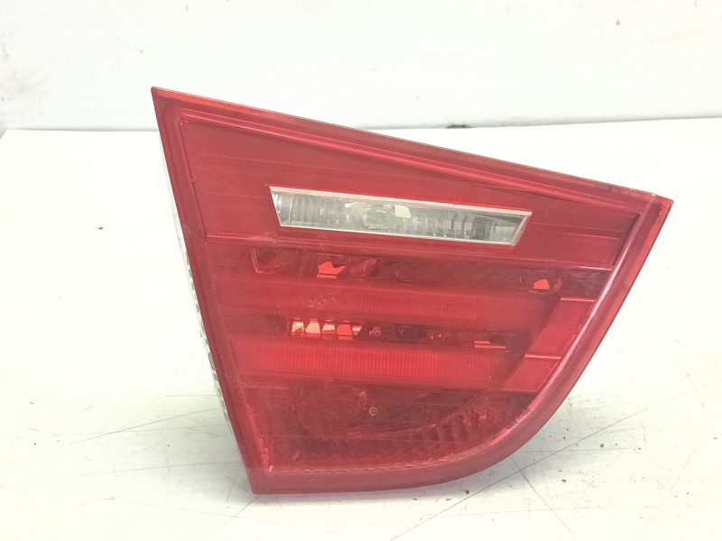 Recambio de piloto trasero izquierdo interior para bmw 3 (e90) 318 d referencia OEM IAM 63217289427  