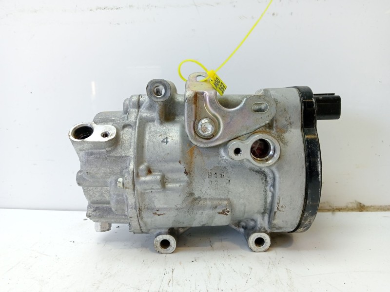 Recambio de compresor aire acondicionado para toyota c-hr referencia OEM IAM 42680F4013  
