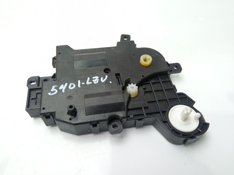 Recambio de modulo electronico para toyota yaris 1.5 16v cat referencia OEM IAM 0638009100  