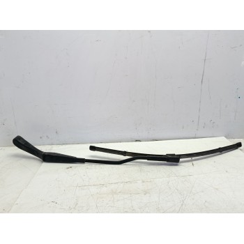 BRAZO LIMPIA DELANTERO IZQUIERDO A2538206900 