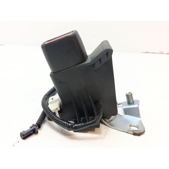 ENGANCHE CINTURON TRASERO DERECHO 7338042150C0 81116