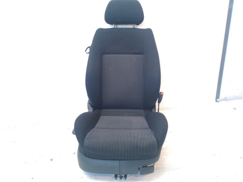 Recambio de asiento delantero derecho para volkswagen golf iii berlina (1h1) 1.9 tdi referencia OEM IAM 1J0881805BALBT  