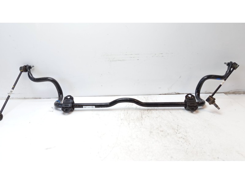 Recambio de barra estabilizadora delantera para kia ceed sportswagon referencia OEM IAM 54810G4AB0  54830F2000