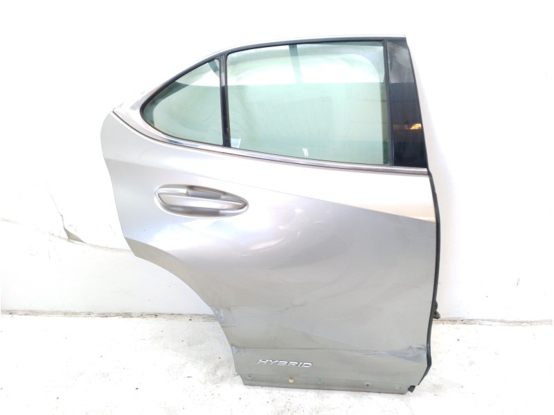 Recambio de puerta trasera derecha para lexus ux (za10) referencia OEM IAM 6700379035  