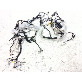 CABLE 821114AW81 