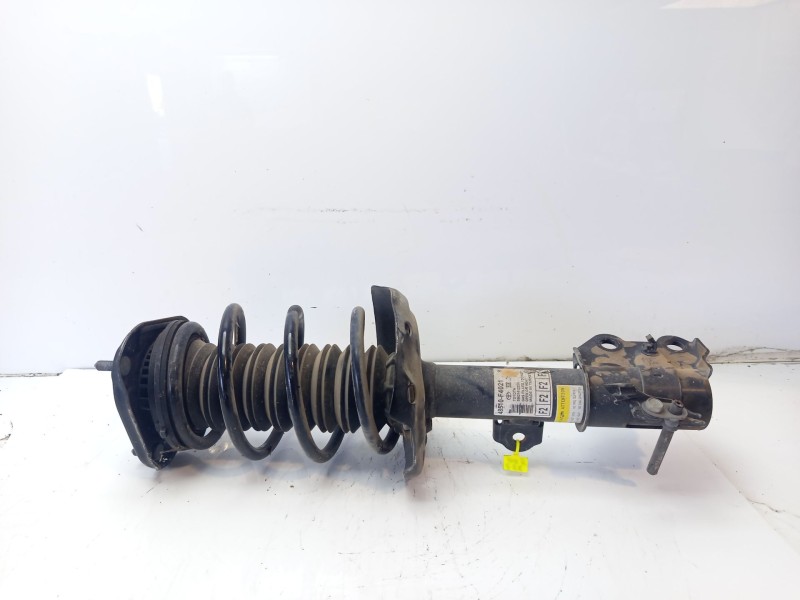 Recambio de amortiguador delantero derecho para toyota c-hr referencia OEM IAM 48510F9021  