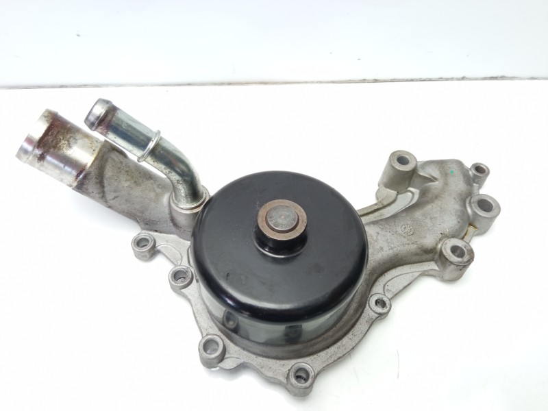 Recambio de bomba agua para chrysler grand voyager referencia OEM IAM 68158680AB WR1938089 