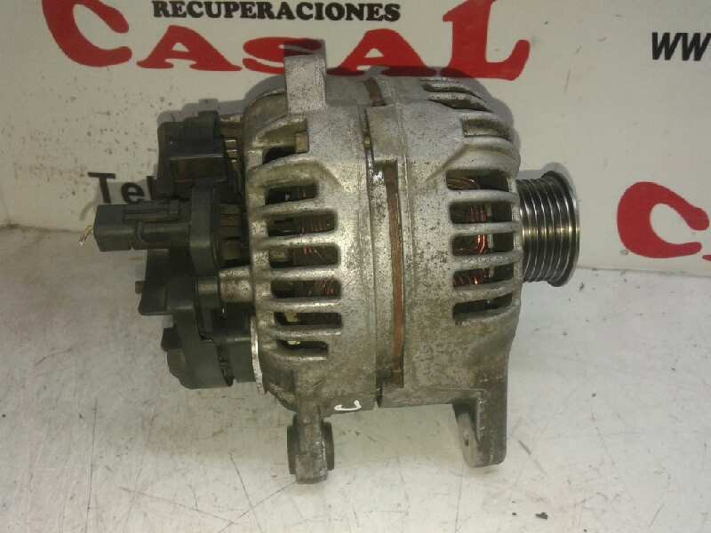 Recambio de alternador para opel vectra c berlina comfort referencia OEM IAM 012452504 8200175210 