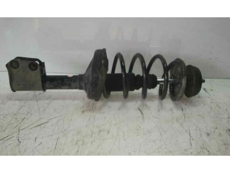 Recambio de amortiguador delantero izquierdo para dacia sandero ambiance referencia OEM IAM 8200103361  